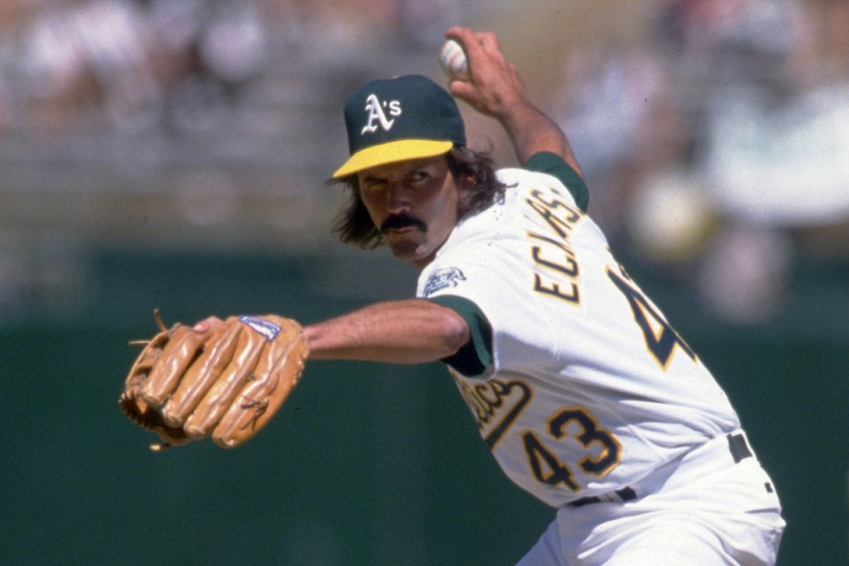 Today in Cleveland Indians History: Tribe Trades Eckersley to Boston